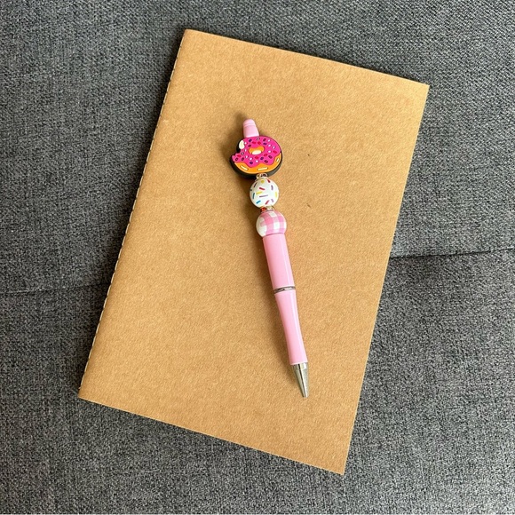 Handcrafted Doughnut Theme Pen + Kraft Journal Notebook (PINK SPRINKLE - PINK) - Picture 5 of 9